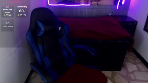 Anniee online show from 02.05.26