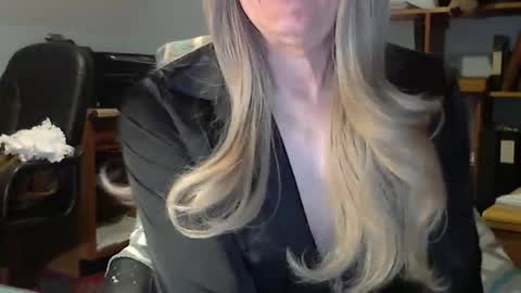 anniegurl online show from 04.12.26