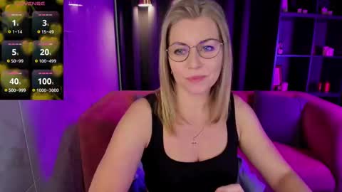 Annie online show from 03.07.25