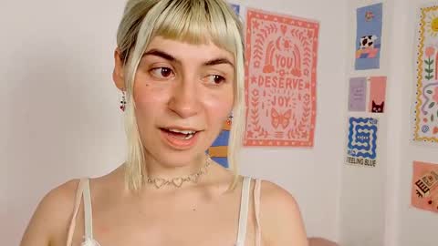 annietinky online show from 09.20.25