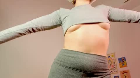 annietinky online show from 11.08.25