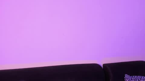 Annie  Alex online show from 02.15.25