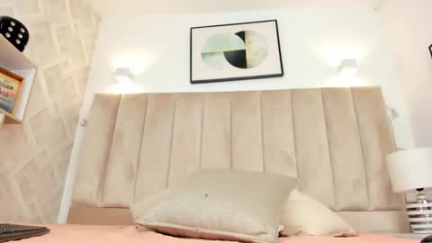 Annie Queen online show from 02.02.26