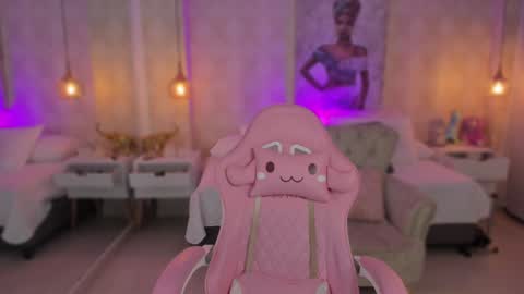 Snapshot of anniita_ chatting on 12.28.24 VIVIANNA online show from 12.28.24