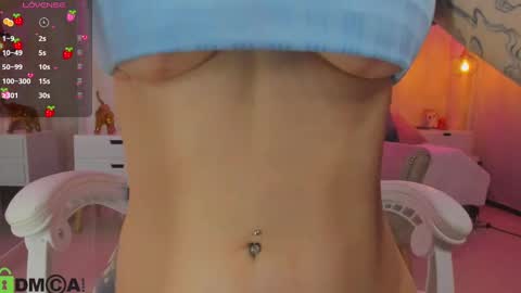 Snapshot of anniita_ chatting on 09.24.25 VIVIANNA online show from 09.24.25