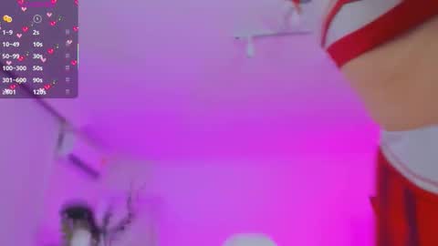 Snapshot of anniita_ chatting on 11.17.25 VIVIANNA online show from 11.17.25