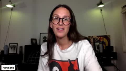 Snapshot of annmarieferrara chatting on 10.08.25 Ann online show from 10.08.25