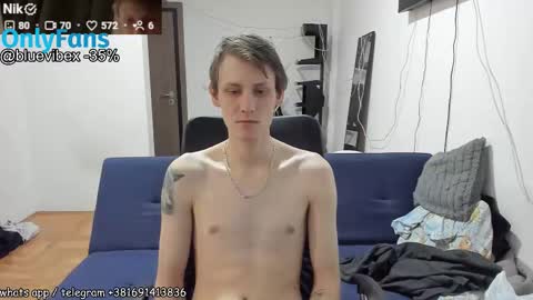 Snapshot of annonimsick chatting on 03.26.26 online show from 03.26.26