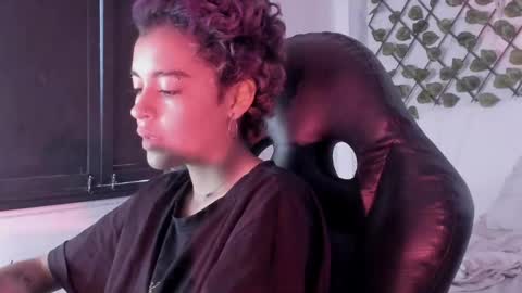 Anny online show from 02.24.26