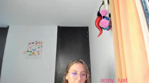 Issabela online show from 12.19.24