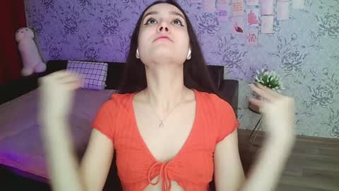 Annie online show from 12.13.24