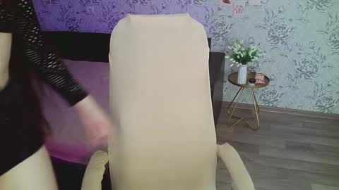 Annie online show from 02.28.25