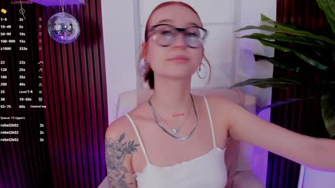 Snapshot of annybuny chatting on 01.25.25 Ana online show from 01.25.25