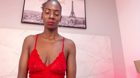 Snapshot of annyfiore chatting on 03.09.25 Anny online show from 03.09.25