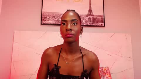 Snapshot of annyfiore chatting on 11.23.25 Anny online show from 11.23.25