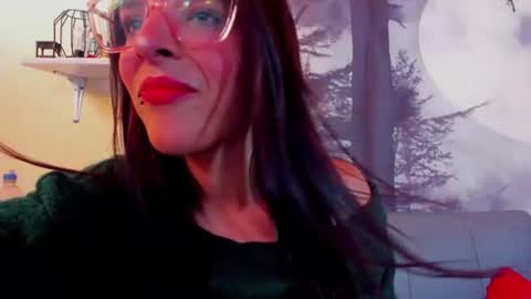 Snapshot of annyluna1 chatting on 06.18.26 Annyluna online show from 06.18.26