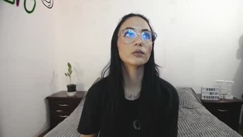 Snapshot of annyroberts_89 chatting on 01.26.25 Anny online show from 01.26.25