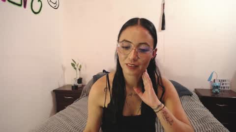 Snapshot of annyroberts_89 chatting on 02.09.25 Anny online show from 02.09.25