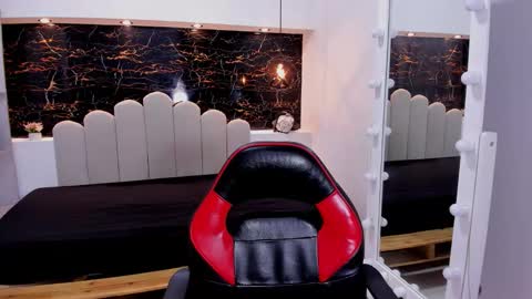 Anny online show from 02.28.26