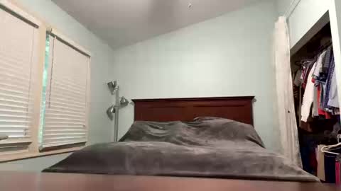 anonymousfrederick76 online show from 10.17.25