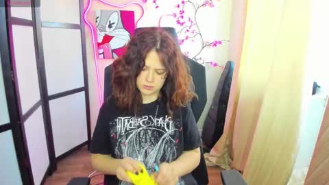 Snapshot of anora_millerr chatting on 11.16.25 Anora online show from 11.16.25