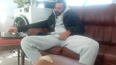 Snapshot of ansreramso chatting on 01.18.25 Lower chakra online show from 01.18.25