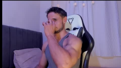 Adonys Creeb online show from 09.10.25