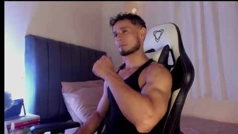 Adonys Creeb online show from 09.18.25