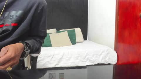 Snapshot of anthoy_wayans chatting on 06.20.26 online show from 06.20.26