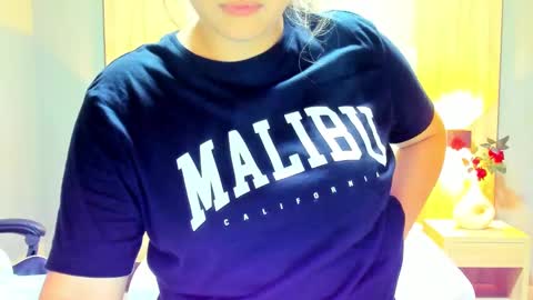 A N T O N E L L A  online show from 02.28.25