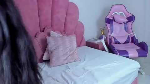 Snapshot of antonella_foxxxx chatting on 06.23.26 antonella_foxxxx online show from 06.23.26