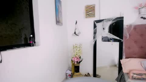 antonella online show from 10.16.25