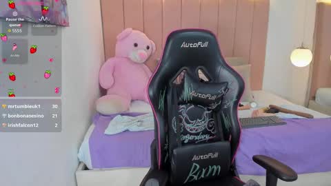 Snapshot of antonella_moon7 chatting on 03.02.26 Antonella Moon 7 online show from 03.02.26