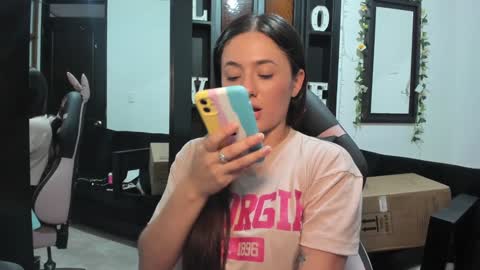 antonella  online show from 12.17.24