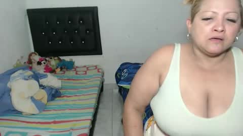 antonella_y_tayrone online show from 04.26.26