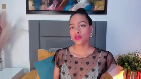 Snapshot of antonellahall_ chatting on 11.27.25 AntonellaHall online show from 11.27.25