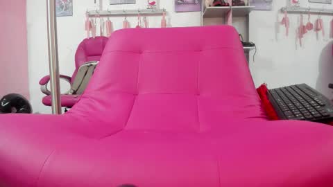 ANTONELLA online show from 09.16.25