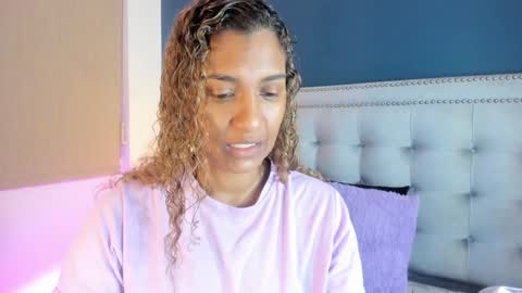 Sarah online show from 01.03.25