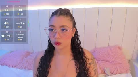 A N T O N E L L E  online show from 03.27.26