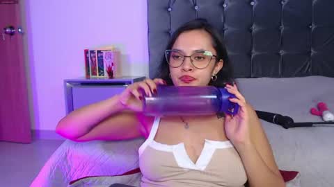 Snapshot of antonia_franco chatting on 07.14.26 Antonia online show from 07.14.26