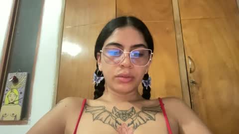 Antonia online show from 02.25.25