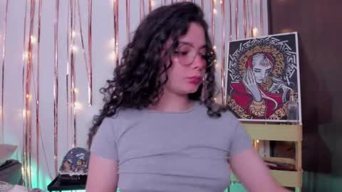 Antonia online show from 01.05.25