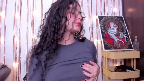 Antonia online show from 01.15.25