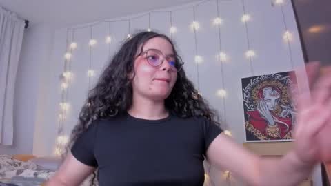 Antonia online show from 03.05.25