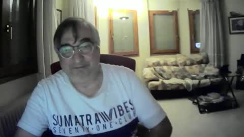 Snapshot of antonio2605 chatting on 12.22.24 Antonio online show from 12.22.24