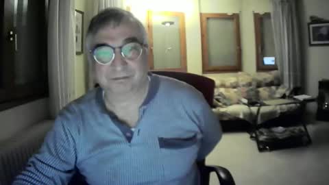 Snapshot of antonio2605 chatting on 02.24.25 Antonio online show from 02.24.25