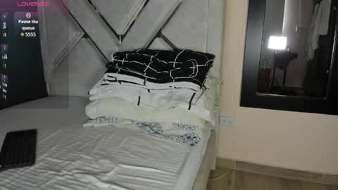 Snapshot of antonio_aguilarx chatting on 04.04.26 Antonio online show from 04.04.26