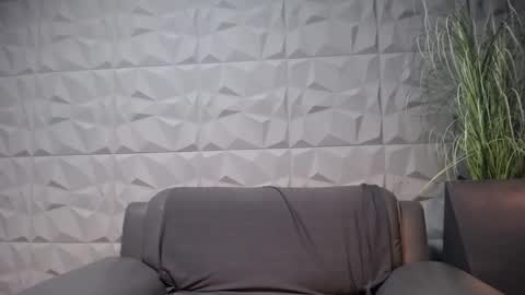 HI My name is Antonio online show from 01.11.25