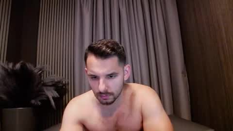 HI My name is Antonio online show from 10.24.25