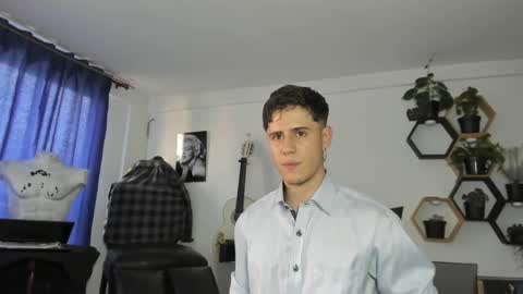 antonnello_ online show from 03.10.25